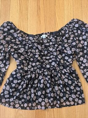 American Eagle Outfitters Black Floral Puff-Sleeve Peplum Blouse